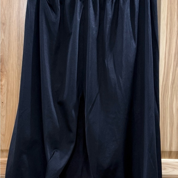 Vassarette Black Midi Slip Skirt Lace Lined Goth Whimsigoth Feminine Versatile - Picture 3 of 8